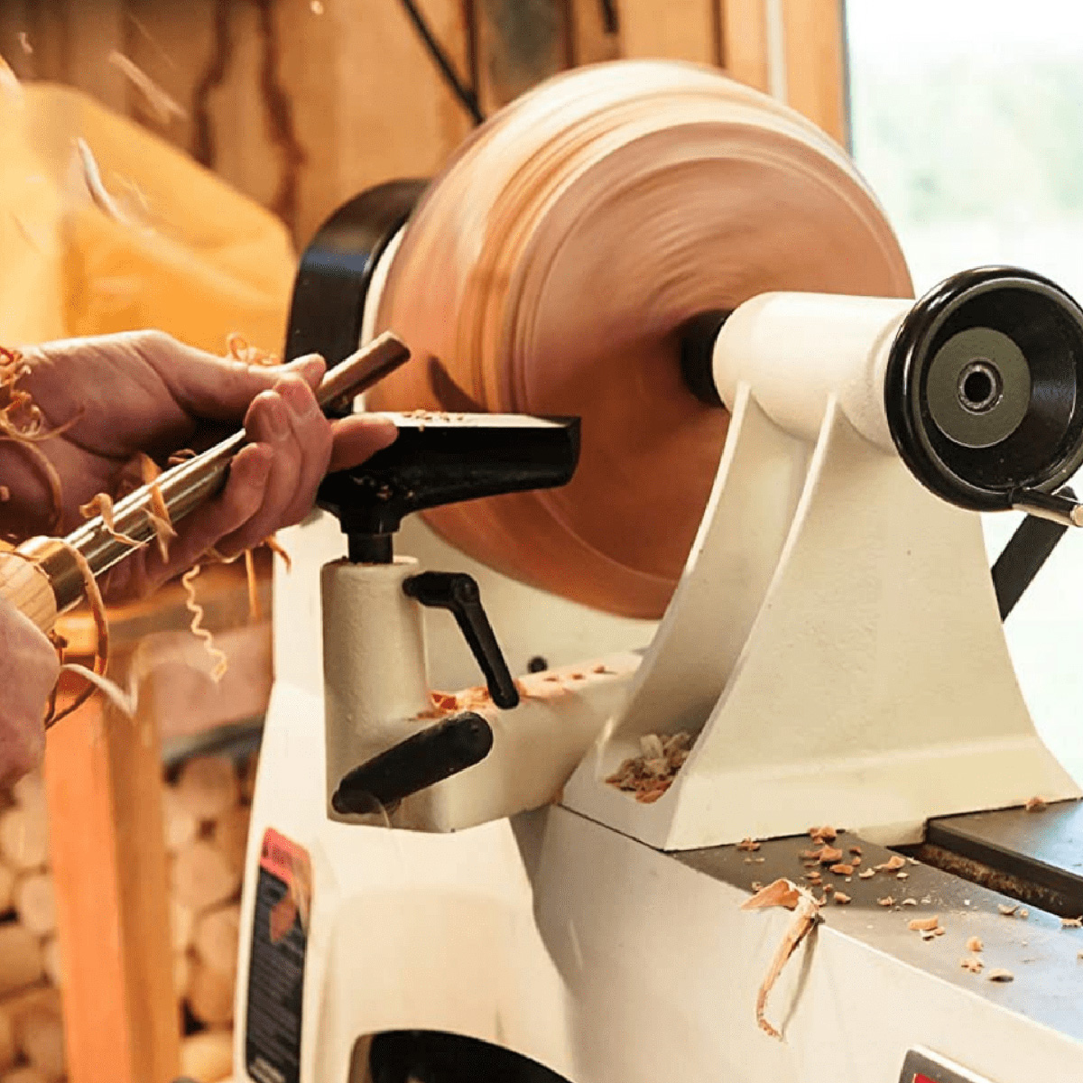 How to Use a Wood Lathe